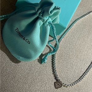 TIFFANY & CO Tiffany Blue Heart Tag Bead Necklace, In Silver 16”
